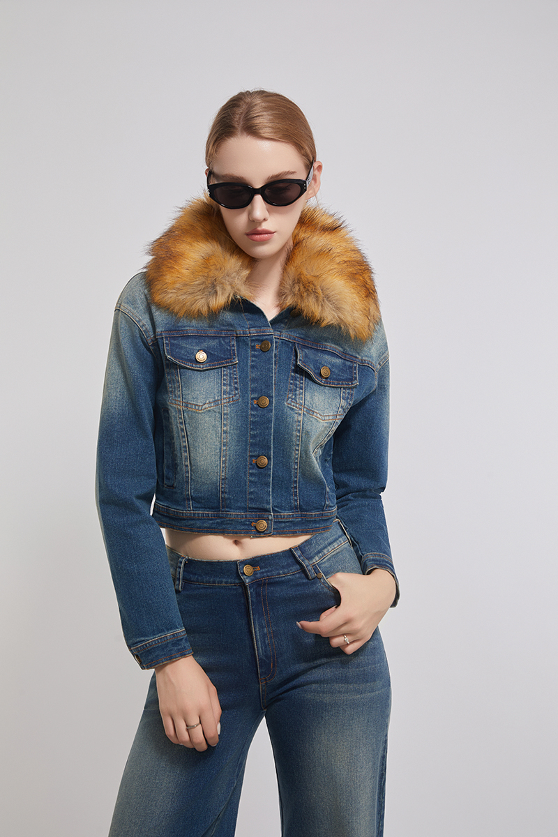 Heavy Fur Collar Blue Denim Jacket